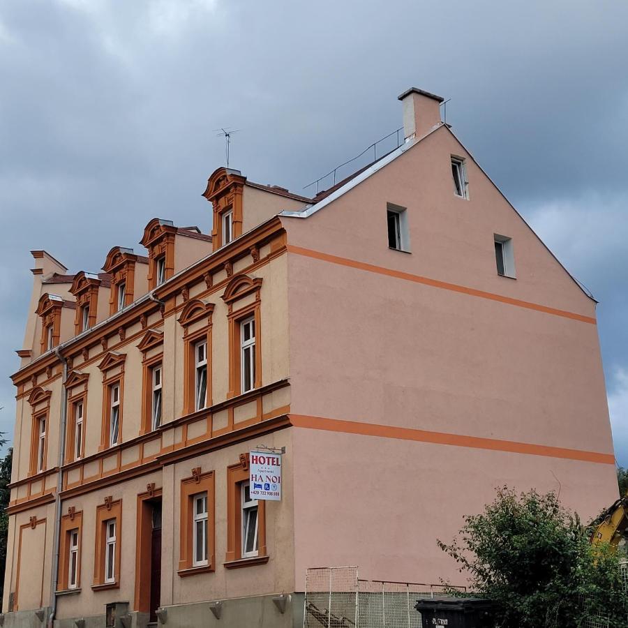 Studentska Apartments Karlovy Vary Luaran gambar